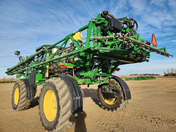 2014 John Deere R4038 Sprayer/High Clearance