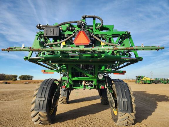 2014 John Deere R4038 Sprayer/High Clearance