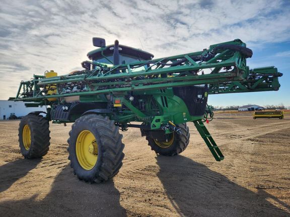 2014 John Deere R4038 Sprayer/High Clearance