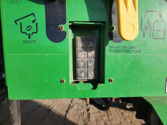 2014 John Deere R4038 Sprayer/High Clearance