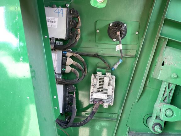 2023 John Deere S780 Combine