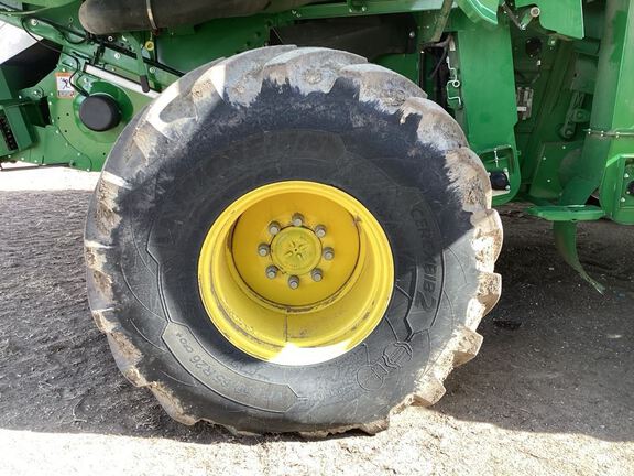 2023 John Deere S780 Combine