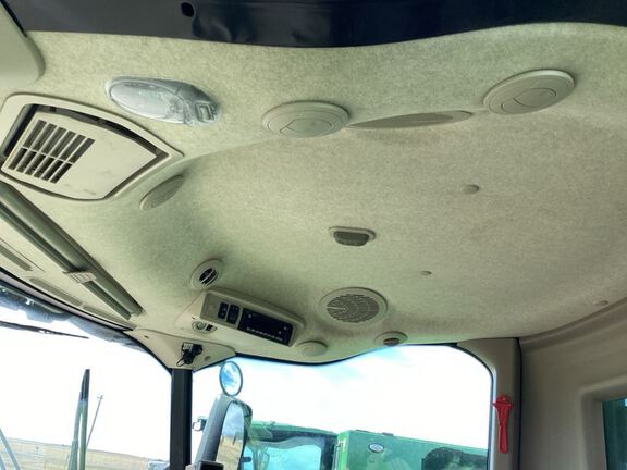 2023 John Deere S780 Combine