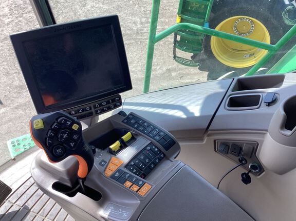 2023 John Deere S780 Combine