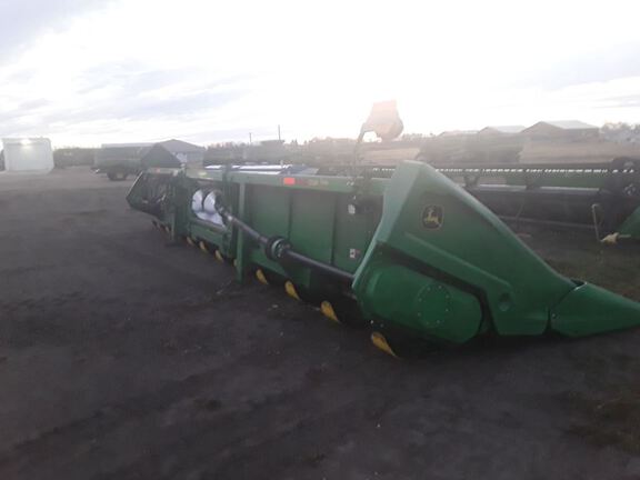 2023 John Deere C12R Header Corn Head