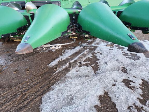 2023 John Deere C12R Header Corn Head