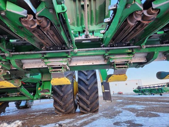 2023 John Deere C12R Header Corn Head