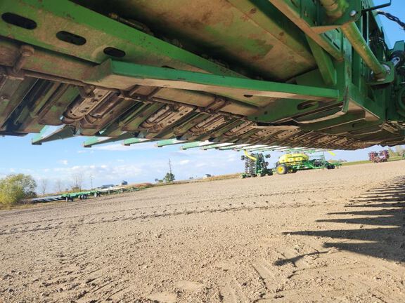 Misc 1820 Header Corn Head