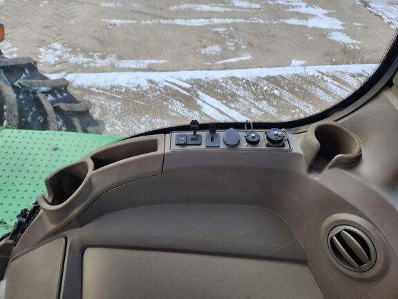 2024 John Deere 9R 640 Tractor 4WD