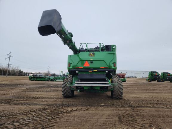 2021 John Deere X9 1000 Combine