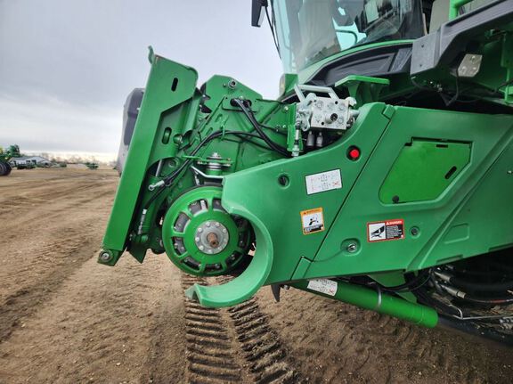 2021 John Deere X9 1000 Combine