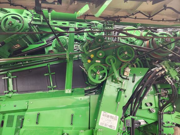 2021 John Deere X9 1000 Combine