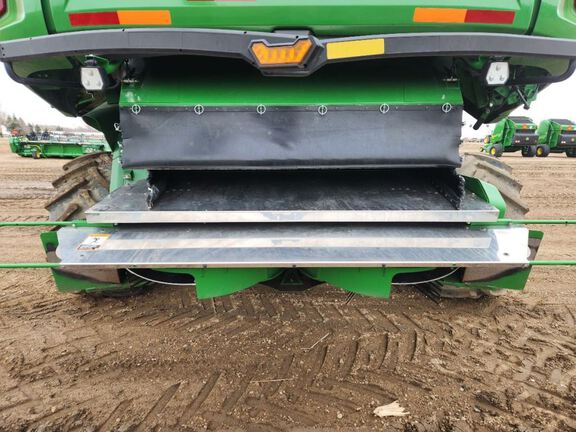 2021 John Deere X9 1000 Combine