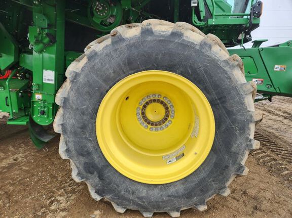2021 John Deere X9 1000 Combine