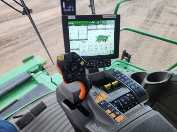 2021 John Deere X9 1000 Combine