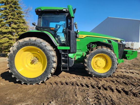 2025 John Deere 8R 230 Tractor
