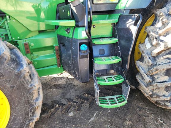 2025 John Deere 8R 230 Tractor