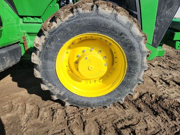 2025 John Deere 8R 230 Tractor