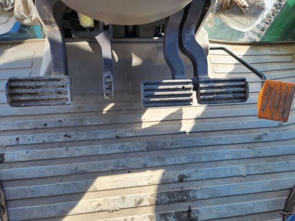 2025 John Deere 8R 230 Tractor