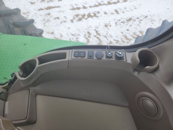 2025 John Deere 9R 540 Tractor 4WD