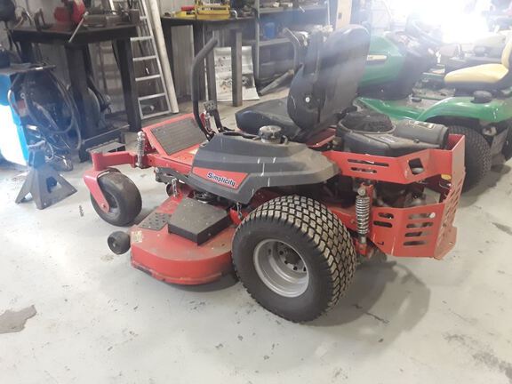 2016 Simplicity COURIER XT Mower/Zero Turn