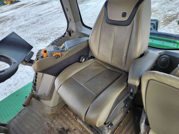 2025 John Deere 9RX 540 Tractor Rubber Track