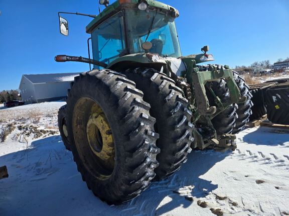 2005 John Deere 8320 Tractor