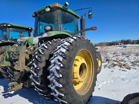 2005 John Deere 8320 Tractor