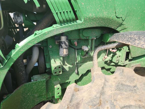 2005 John Deere 8320 Tractor