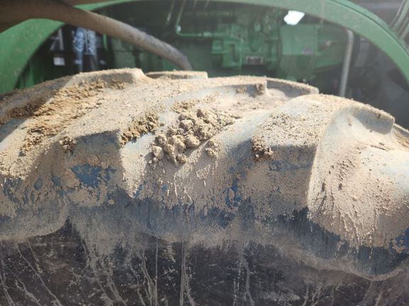 2005 John Deere 8320 Tractor