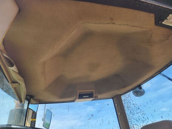 2005 John Deere 8320 Tractor