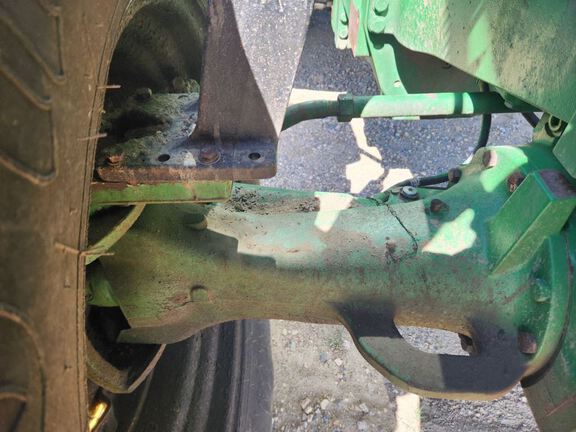 2005 John Deere 8320 Tractor