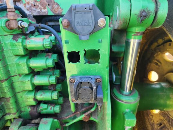 2005 John Deere 8320 Tractor