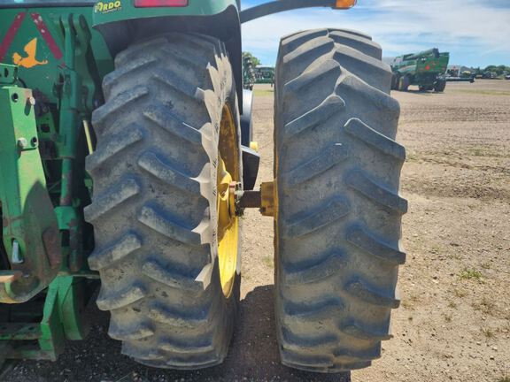 2005 John Deere 8320 Tractor