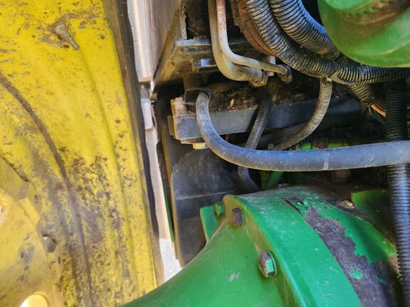 2005 John Deere 8320 Tractor