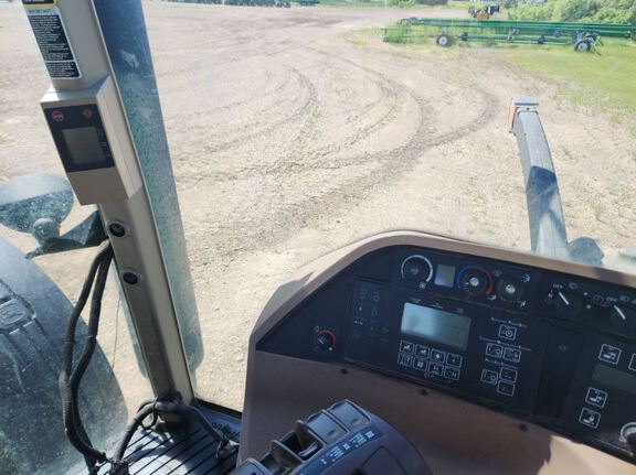 2005 John Deere 8320 Tractor