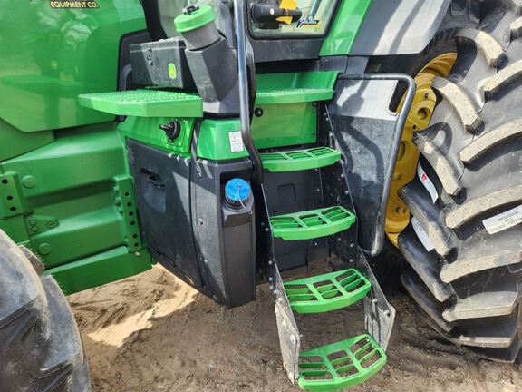 2025 John Deere 8R 230 Tractor