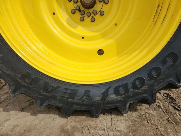 2025 John Deere 8R 230 Tractor