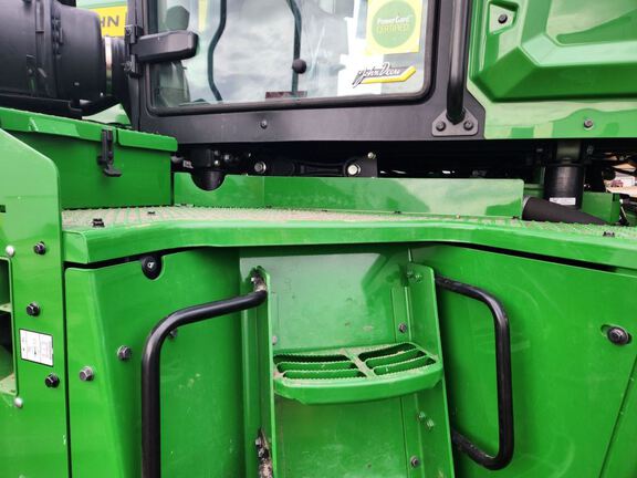 2025 John Deere 9RX 540 Tractor Rubber Track