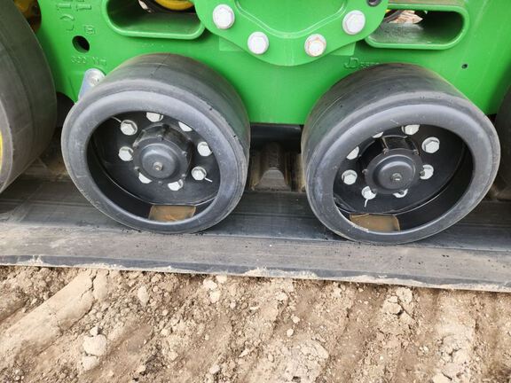 2025 John Deere 9RX 540 Tractor Rubber Track