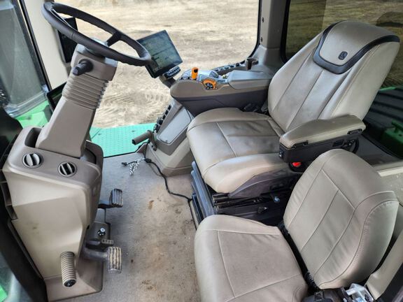 2025 John Deere 9RX 540 Tractor Rubber Track