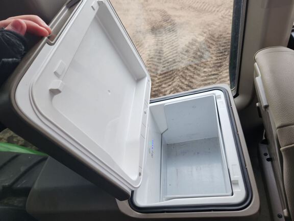 2025 John Deere 9RX 540 Tractor Rubber Track