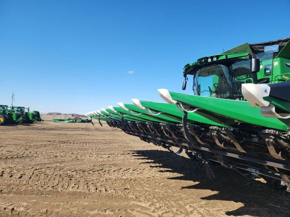 2021 Drago 12-30 Header Corn Head