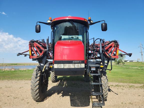 2013 Case PATRIOT 4430 Sprayer/High Clearance