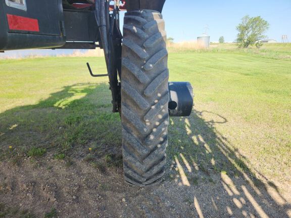 2013 Case PATRIOT 4430 Sprayer/High Clearance