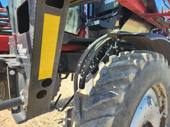 2013 Case PATRIOT 4430 Sprayer/High Clearance