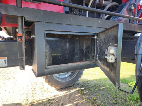 2013 Case PATRIOT 4430 Sprayer/High Clearance