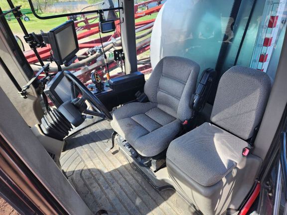 2013 Case PATRIOT 4430 Sprayer/High Clearance