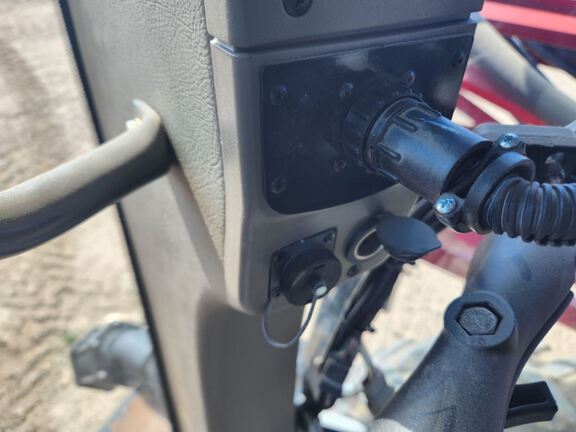2013 Case PATRIOT 4430 Sprayer/High Clearance