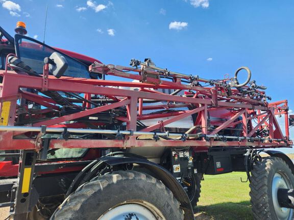 2013 Case PATRIOT 4430 Sprayer/High Clearance
